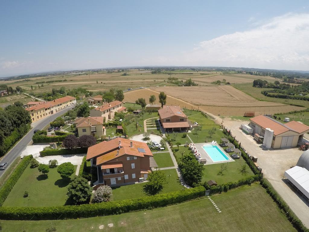 Villa Azienda Agrituristica Il Poggetto Delle Spighe Collesalvetti Zimmer foto