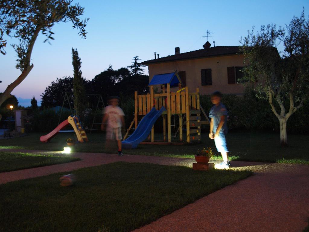 Azienda Agrituristica Il Poggetto Delle Spighe Collesalvetti Exterior foto
