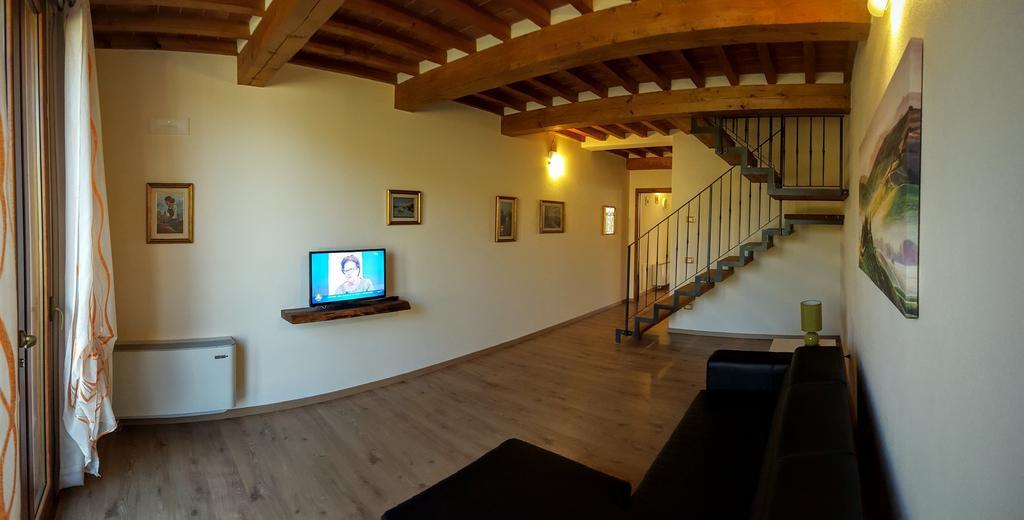 Villa Azienda Agrituristica Il Poggetto Delle Spighe Collesalvetti Zimmer foto